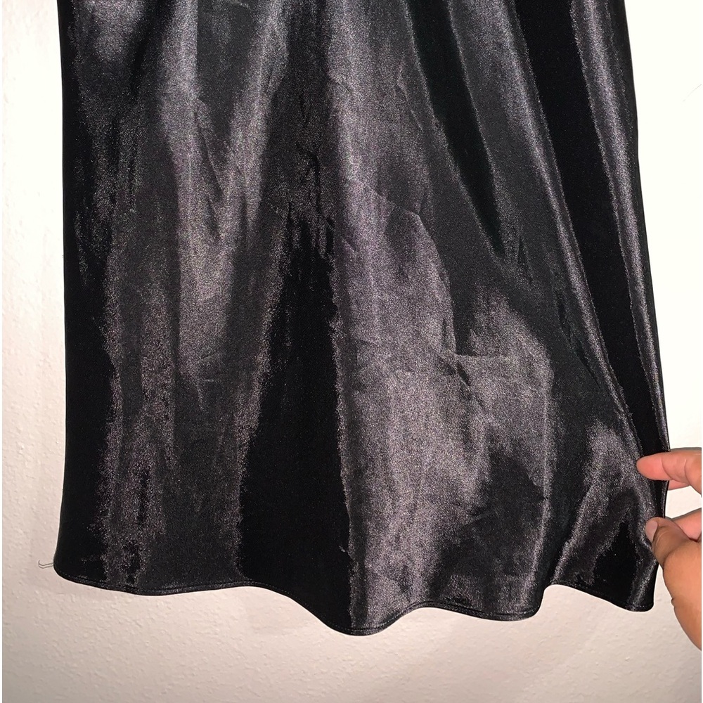 Jones New York night gown and robe black gold accents silk feel size s/m - Picture 8 of 10